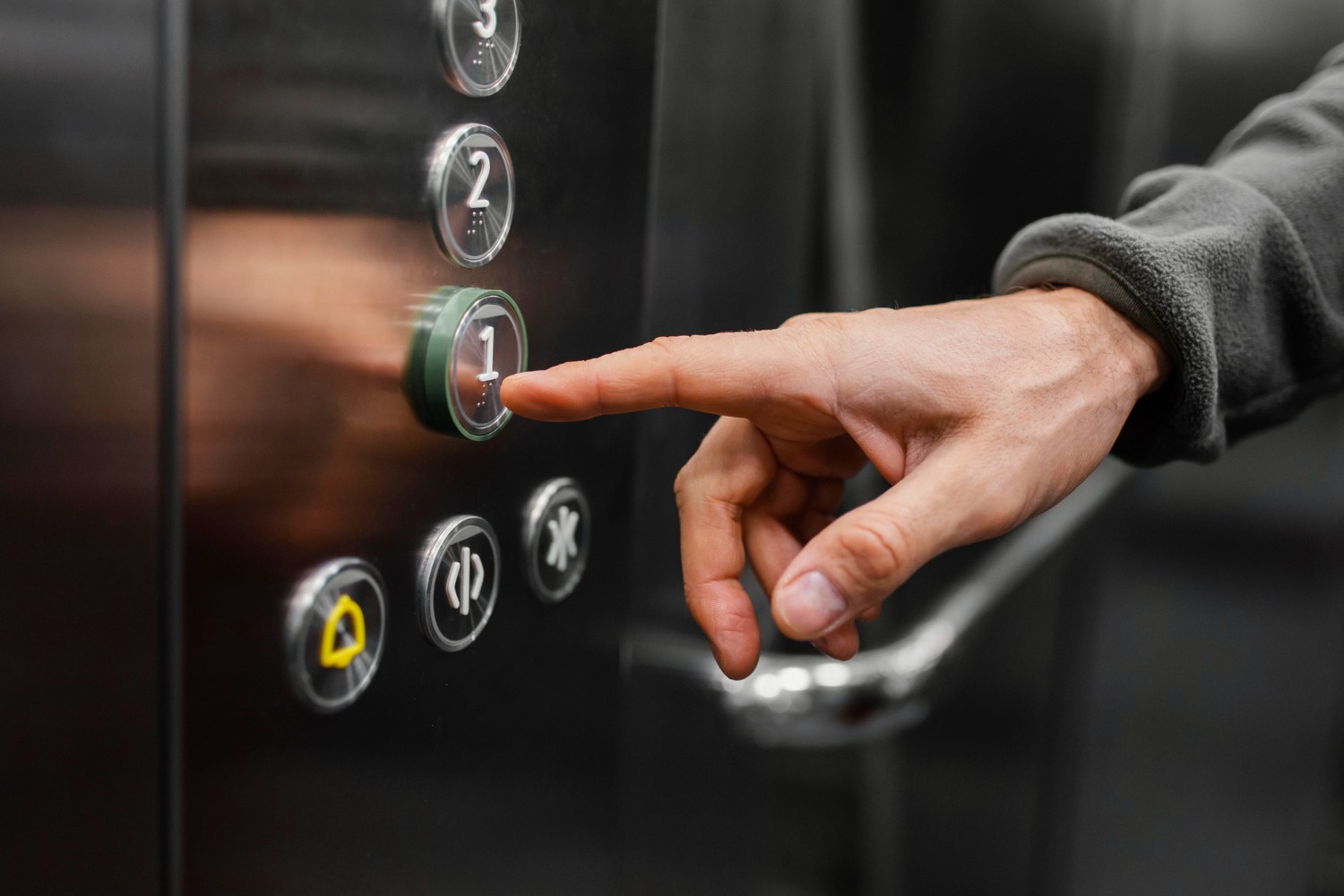 ALL YOU NEED TO KNOW ABOUT ELEVATOR ACCIDENT CLAIM AND SETTLEMENT